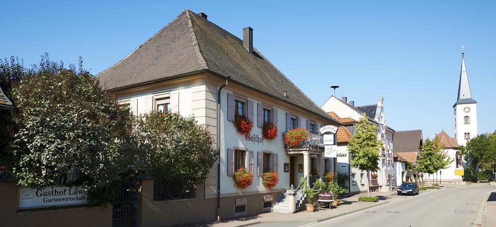 Hotel Loewen Garni Oberrimsingen Exterior photo